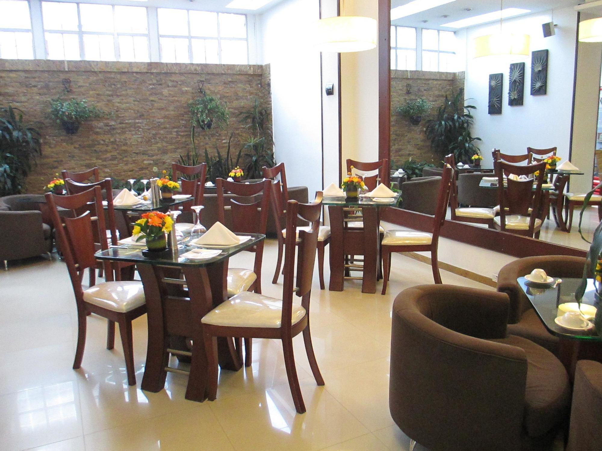 Hotel Platinum Suite Bogotá Kültér fotó
